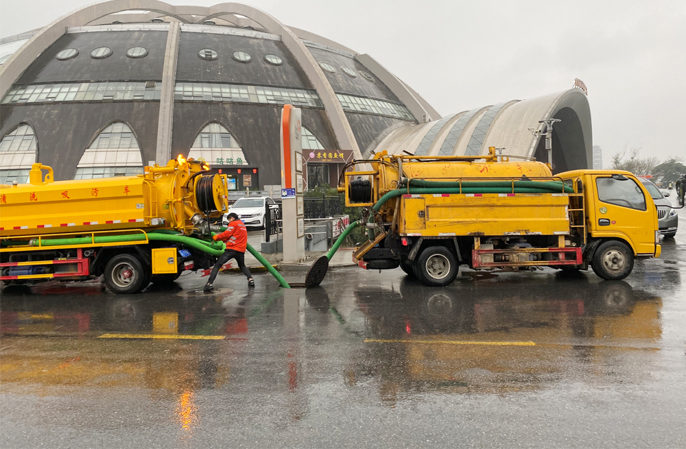 271苏州路商场管道清淤